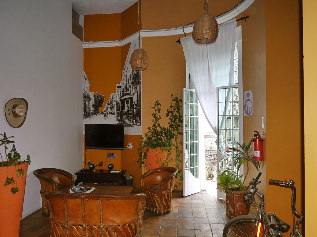 Hostel Hospedarte Centro Γκουανταλαχάρα Εξωτερικό φωτογραφία